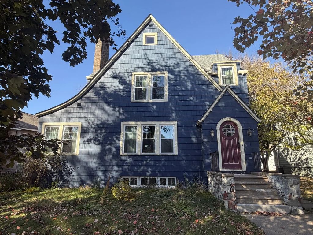 110 Pine Street, Glenwood City