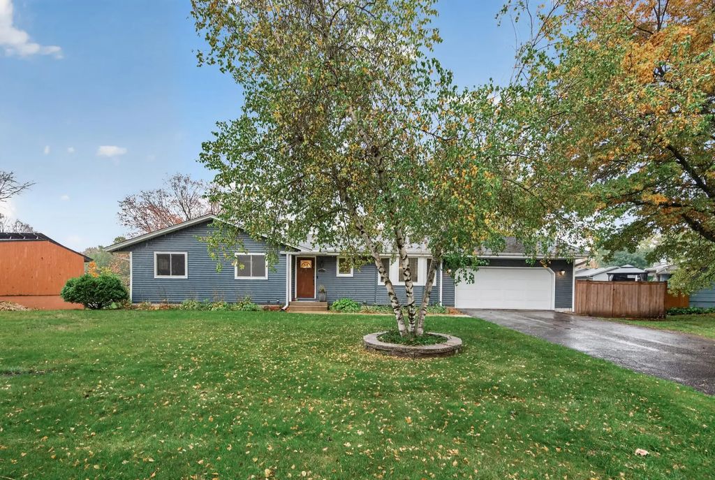 13615 Pleasant Lane, Burnsville
