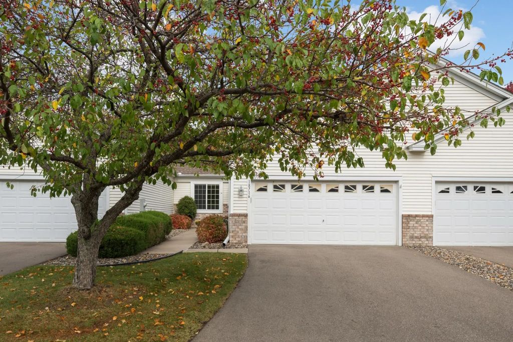 18716 Kalmar Court, Lakeville