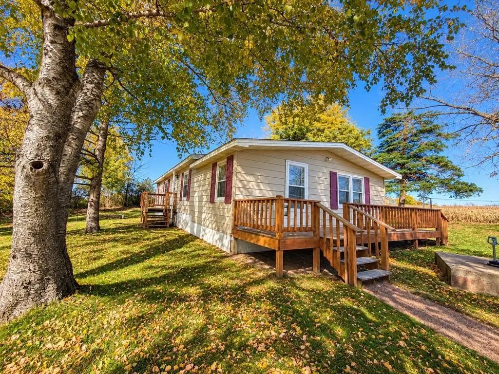 17252 County Road 44, South Haven
