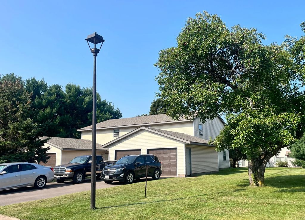 1613 Redwood Drive, Hudson