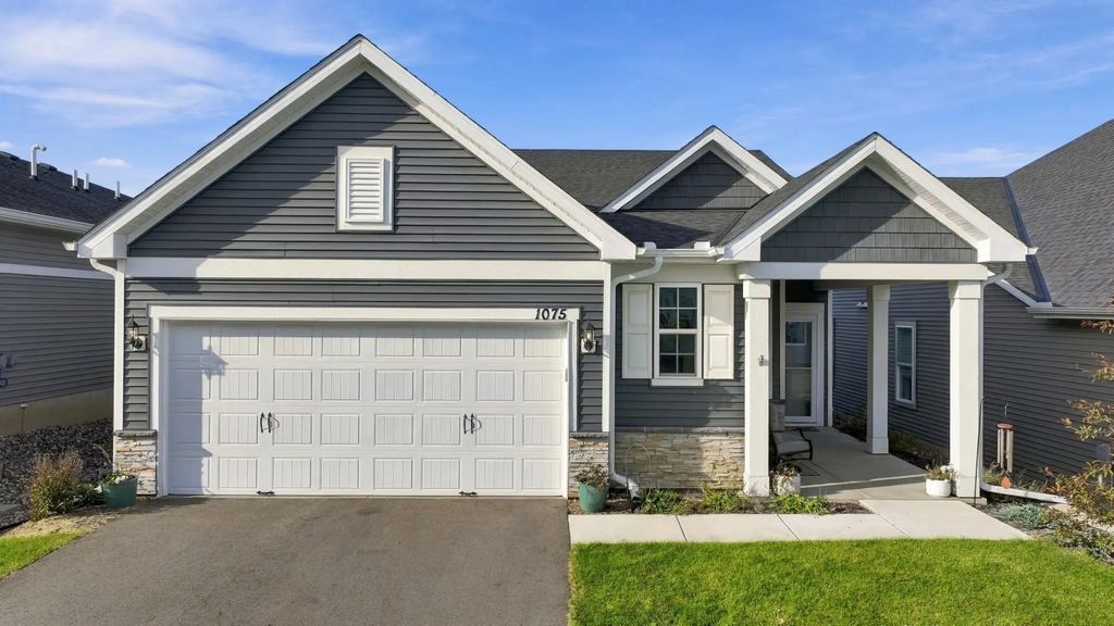 1075 Moers Drive, Chaska