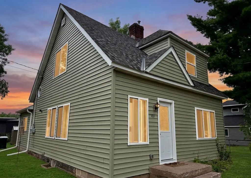 101 Commercial Avenue N, Sandstone