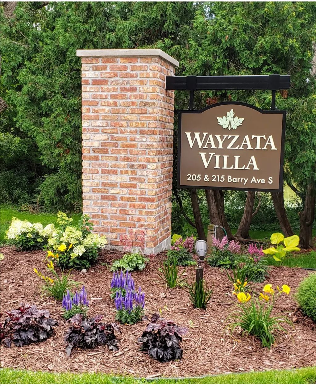215 Barry Avenue S 120, Wayzata
