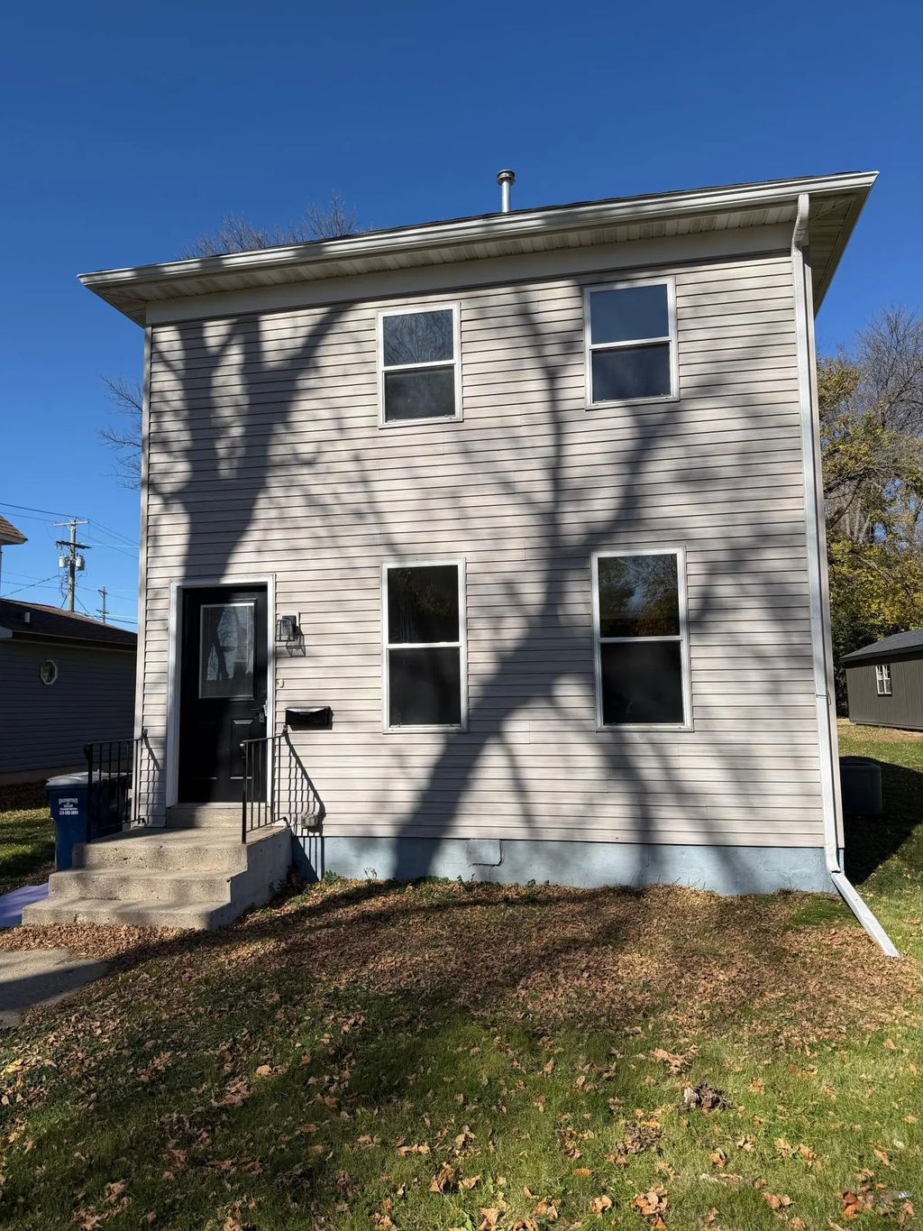 9 E 3rd Street, Morris