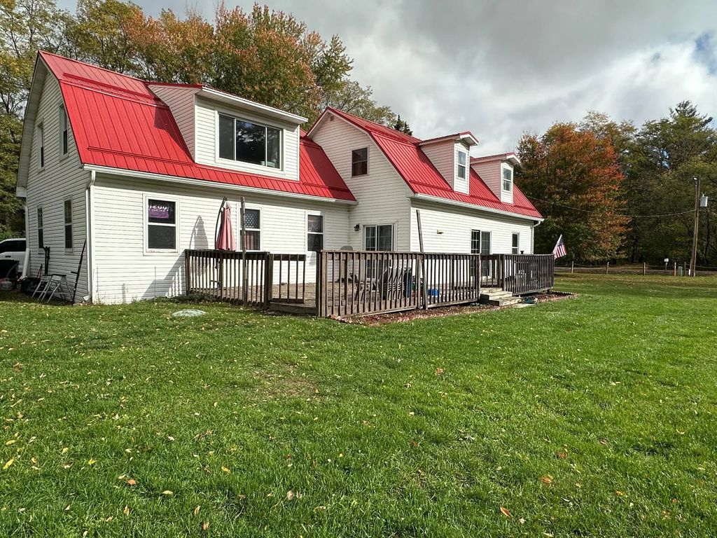 874 25th Street, Chetek
