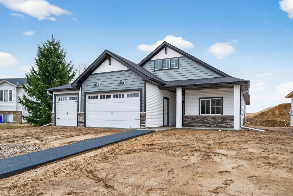 1201 Honeysuckle Lane Se, Cambridge