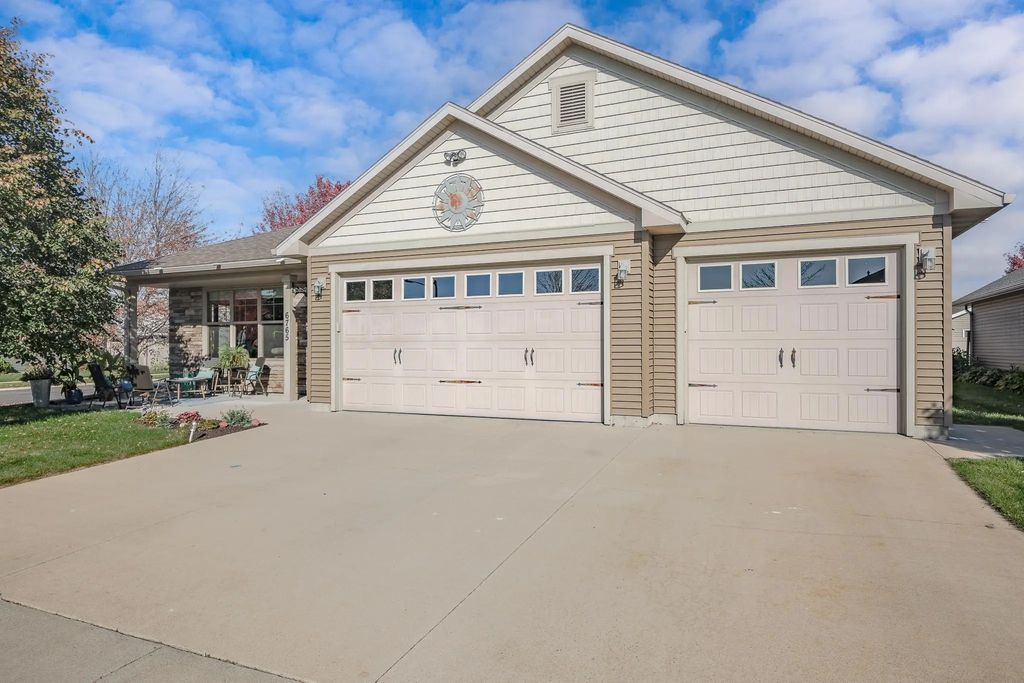 6765 Northwood Lane, Saint Cloud