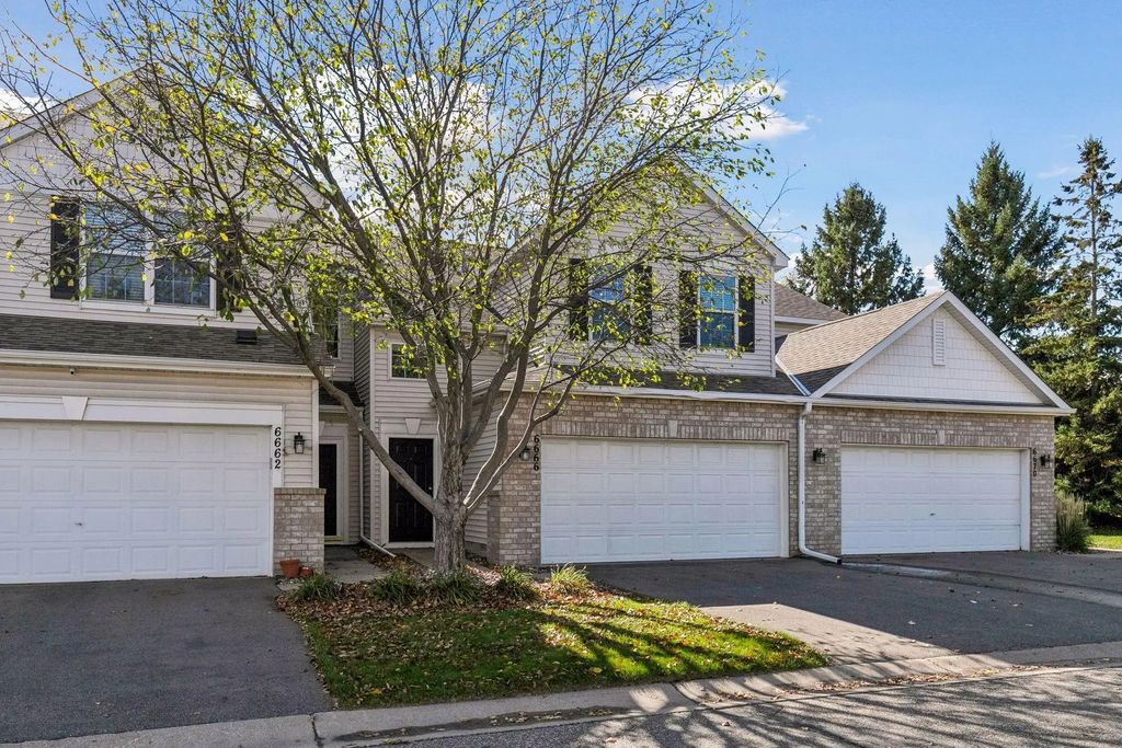 6666 154th Street W 167, Apple Valley
