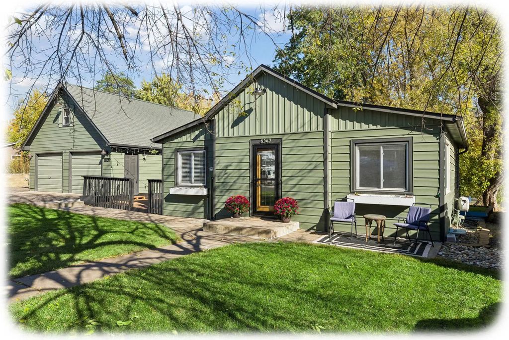 6342 Eagle Lake Drive, Maple Grove