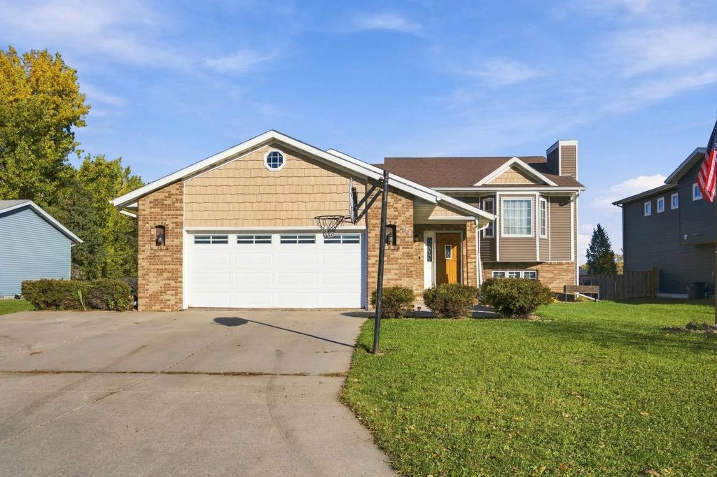 816 9th Avenue Ne, Dilworth