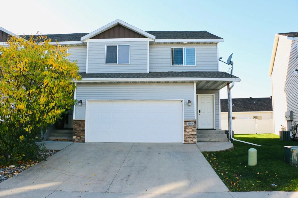 4267 51st Street S, Fargo
