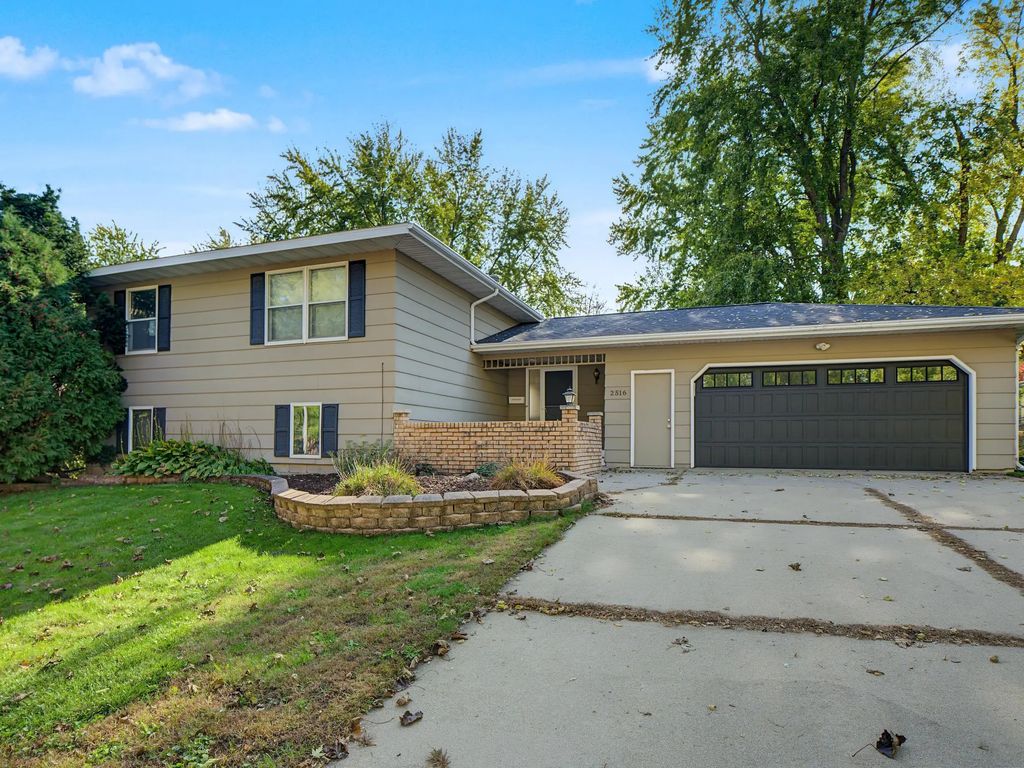 2516 58th Street Nw, Rochester