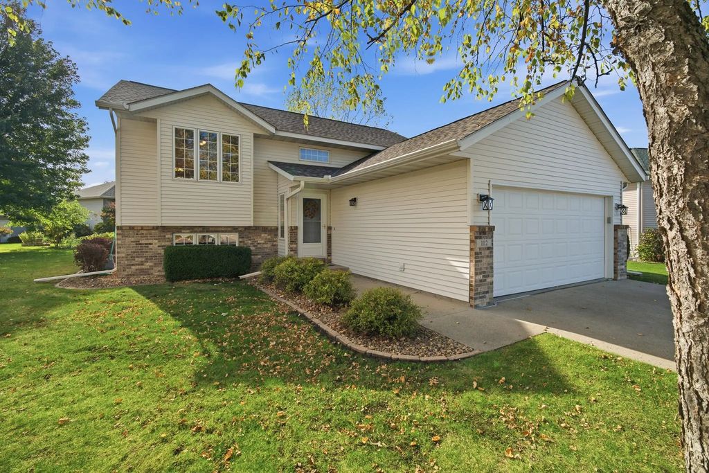 112 Bunker Court, Mankato