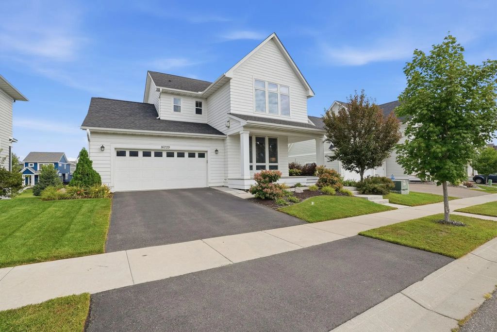 16229 Duskwood Trail, Lakeville