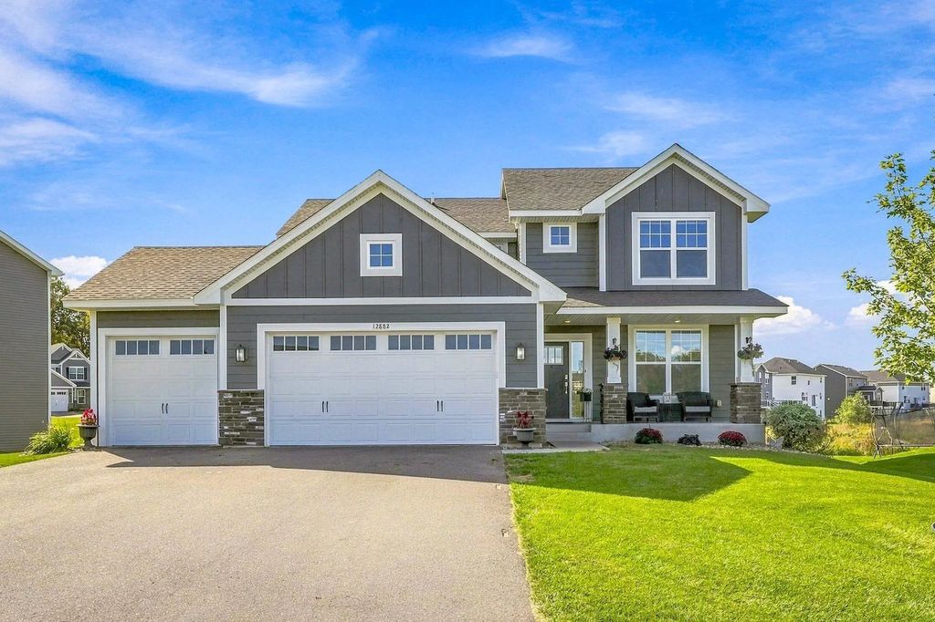 12882 Isetta Court Ne, Blaine