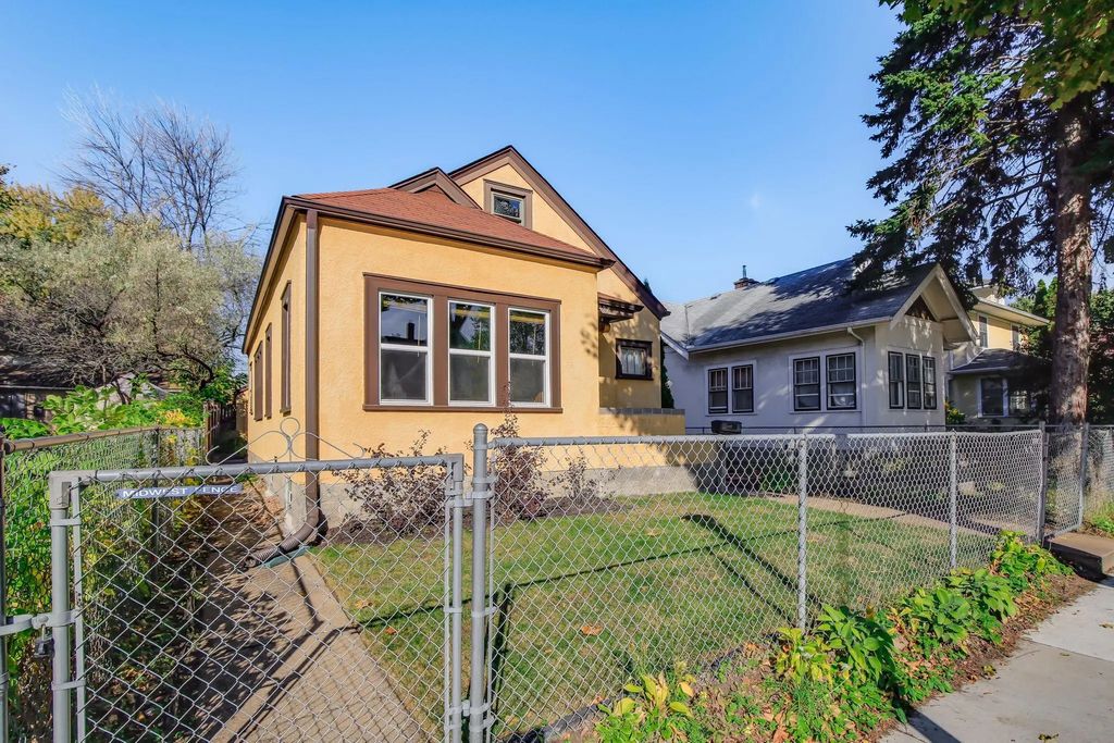 1327 Thomas Avenue, Saint Paul