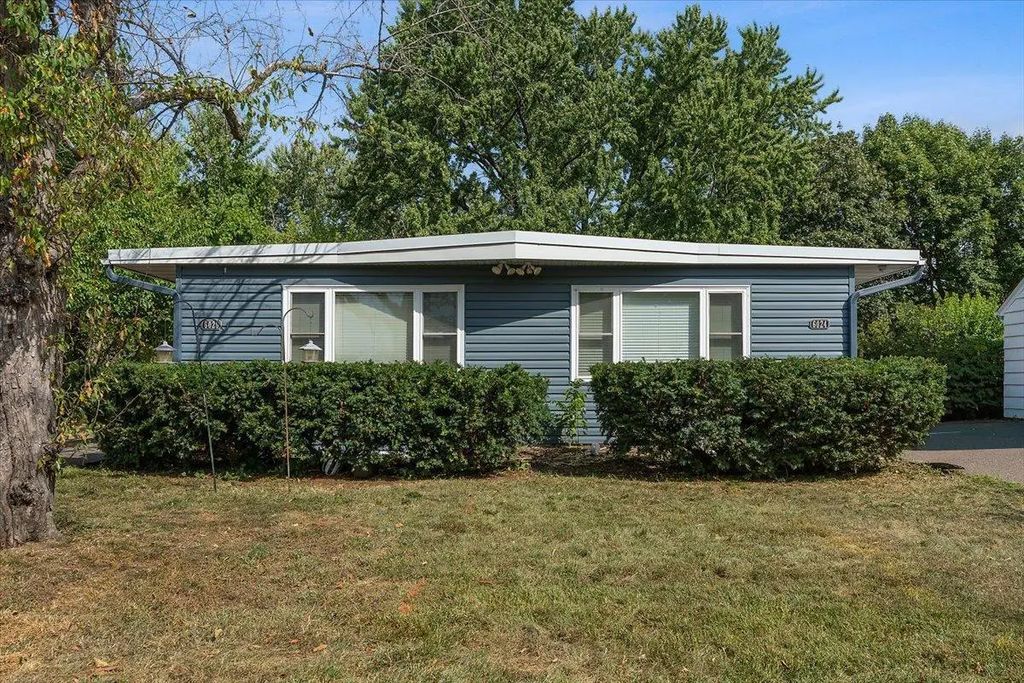 6024 W 35th Street, Saint Louis Park