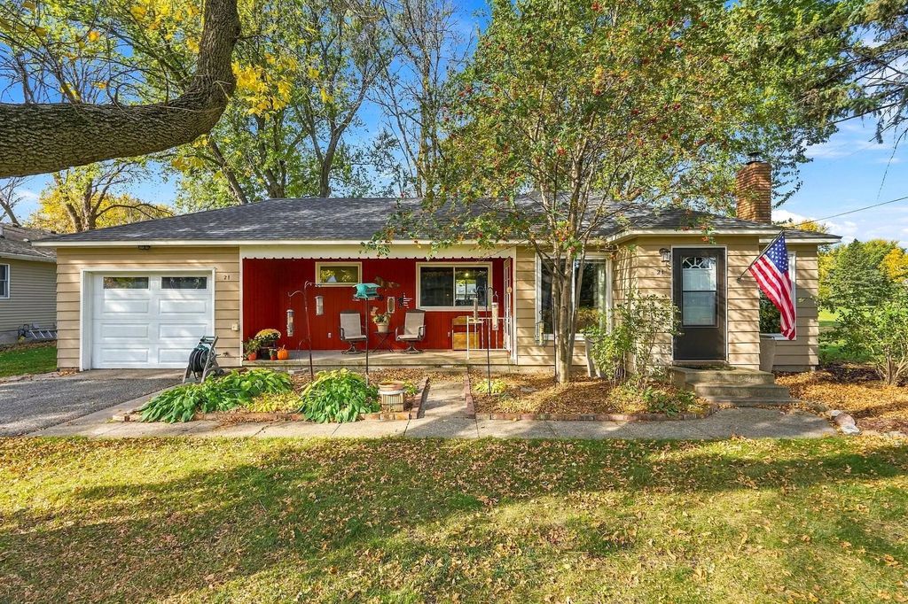 21 1st Avenue Sw, Norwood Young America