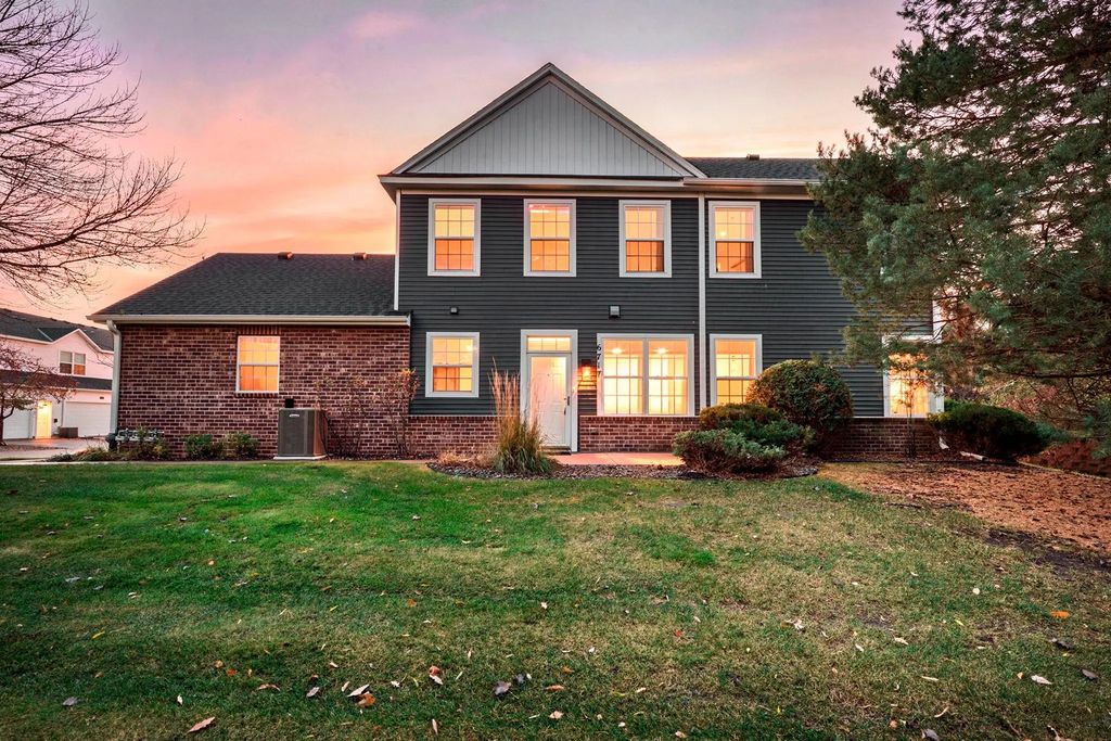 6717 Narcissus Lane N, Maple Grove