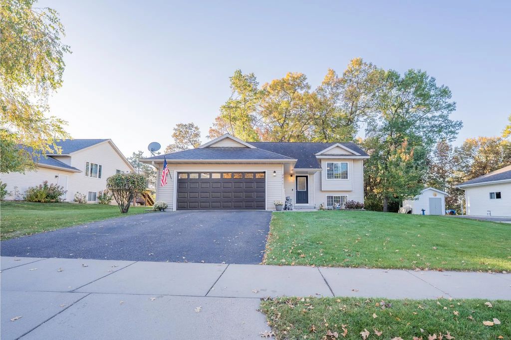 2411 Kenora Parkway, Eau Claire