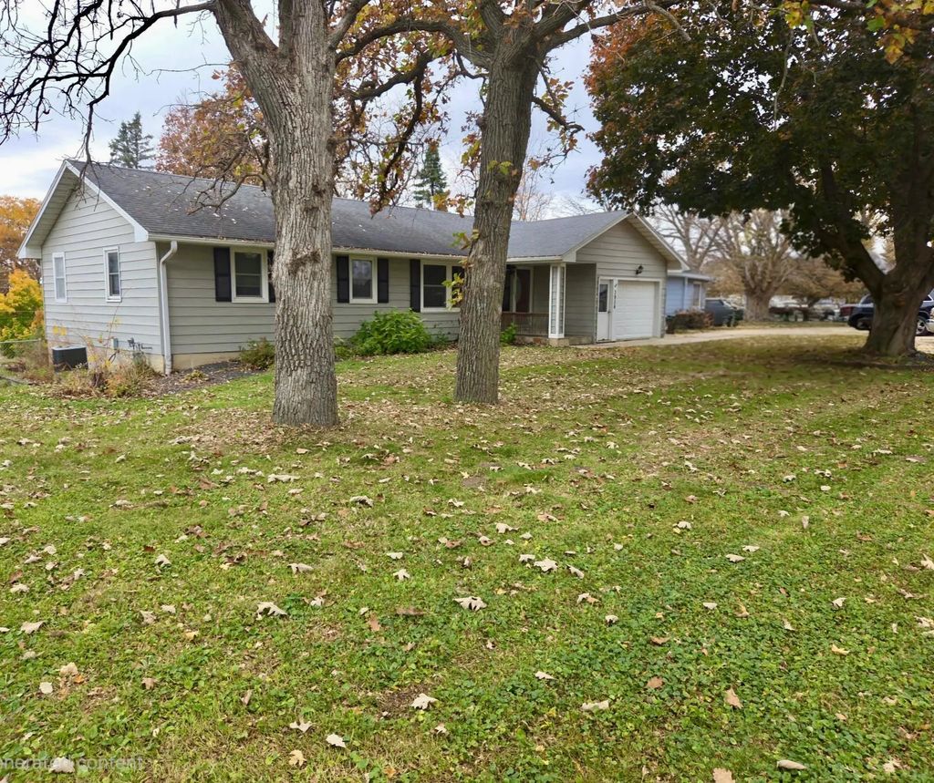 3956 Oak Park Circle Se, Rochester