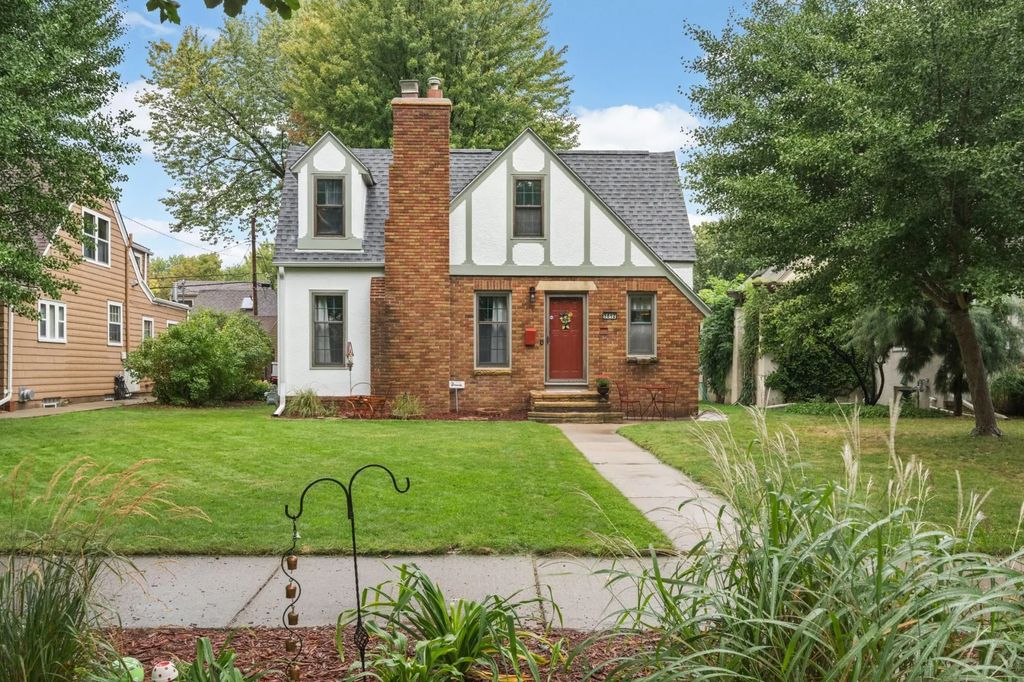 5612 12th Avenue S, Minneapolis