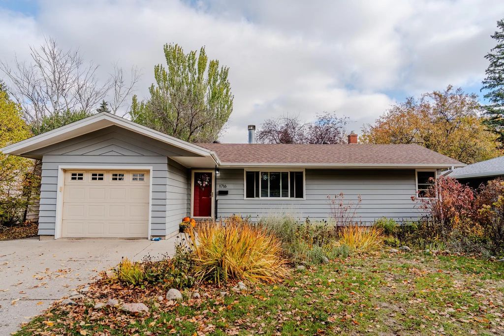 1716 14th Street S, Moorhead