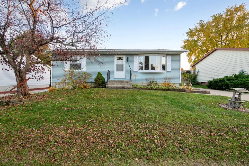 2114 51st Street Nw, Rochester
