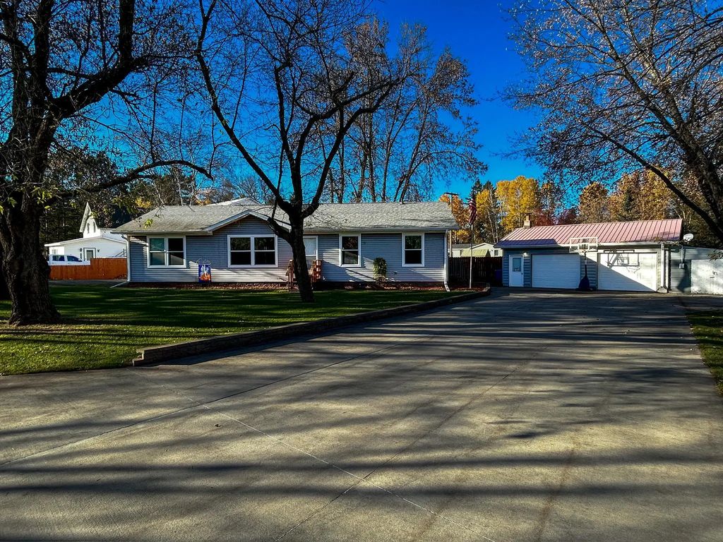 206 Delcasse Street, Shevlin