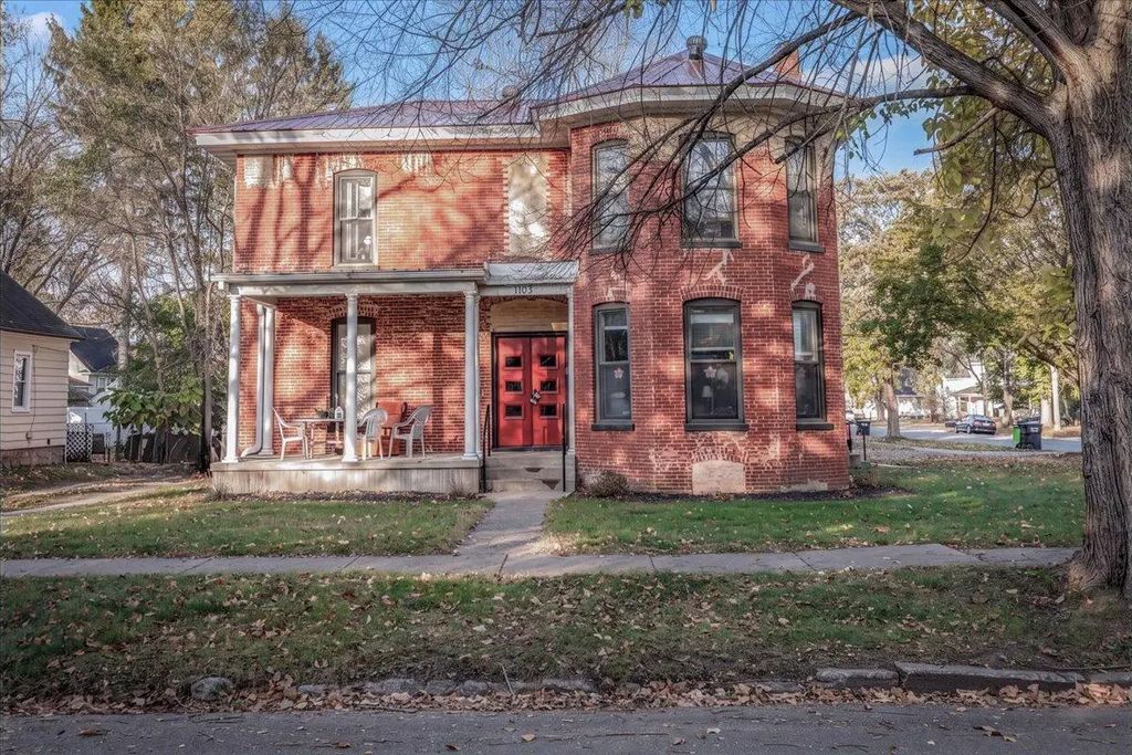 1103 8th Street E, Menomonie