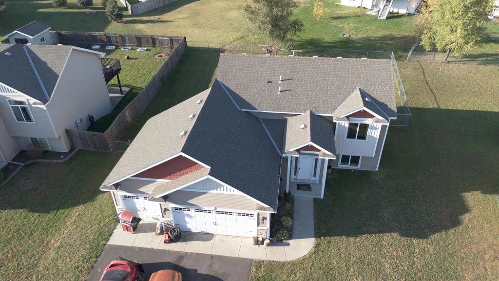 19942 204th Avenue, Big Lake