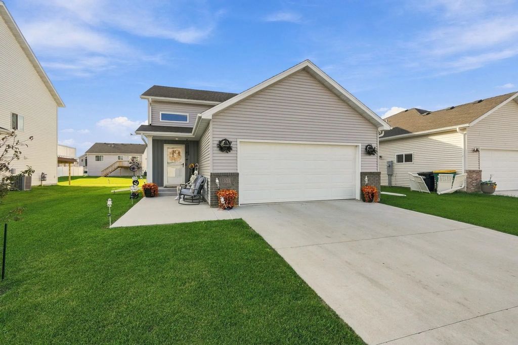 1151 Marlys Drive W, West Fargo