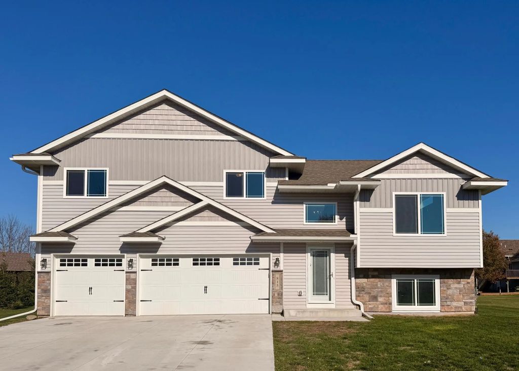 815 S Rush Creek Lane, Rush City