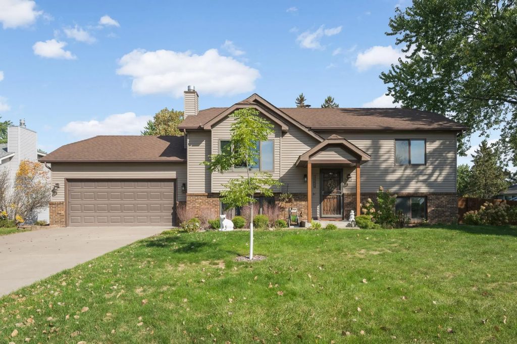 1359 Brandlwood Road, White Bear Lake