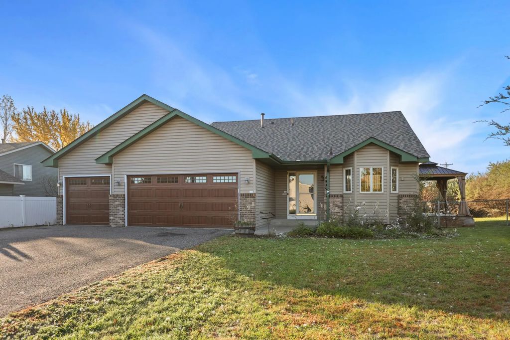 4998 Mitchell Road, Big Lake