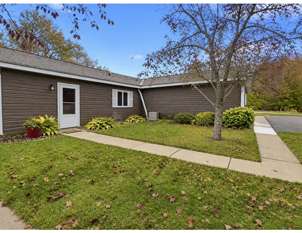 2224 3rd Avenue, Finlayson