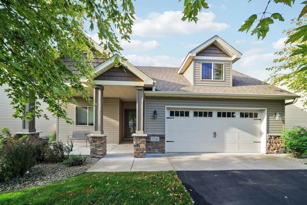 17946 Grant Street Nw, Elk River