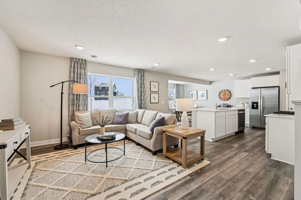 19300 137th Avenue N, Rogers