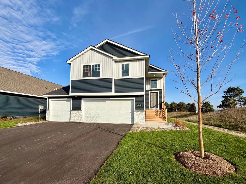 5042 258th Court, Wyoming