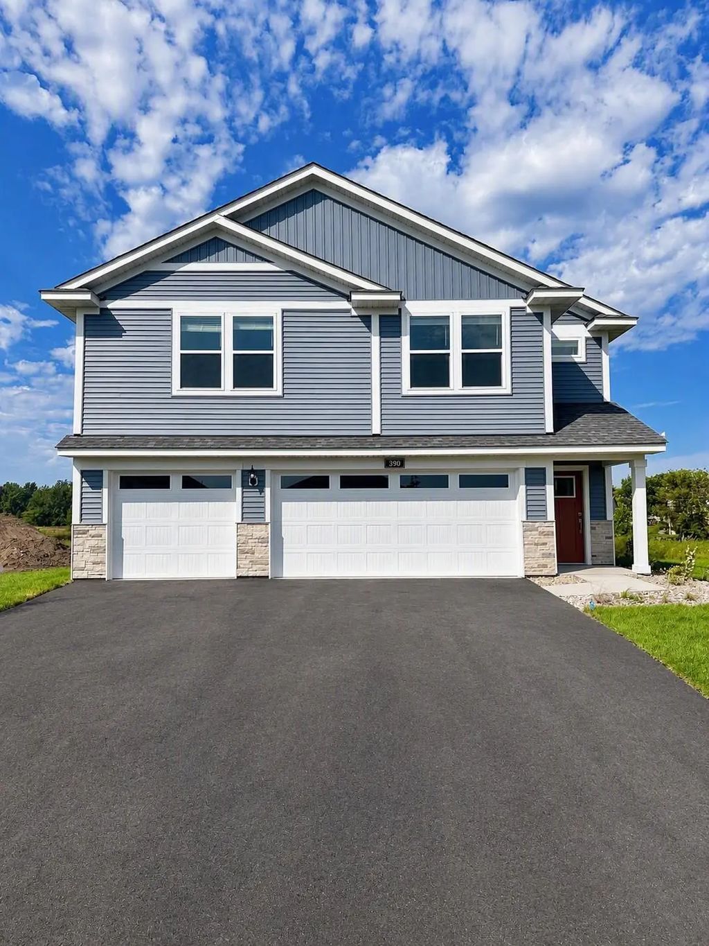 390 Florence Avenue S, Annandale