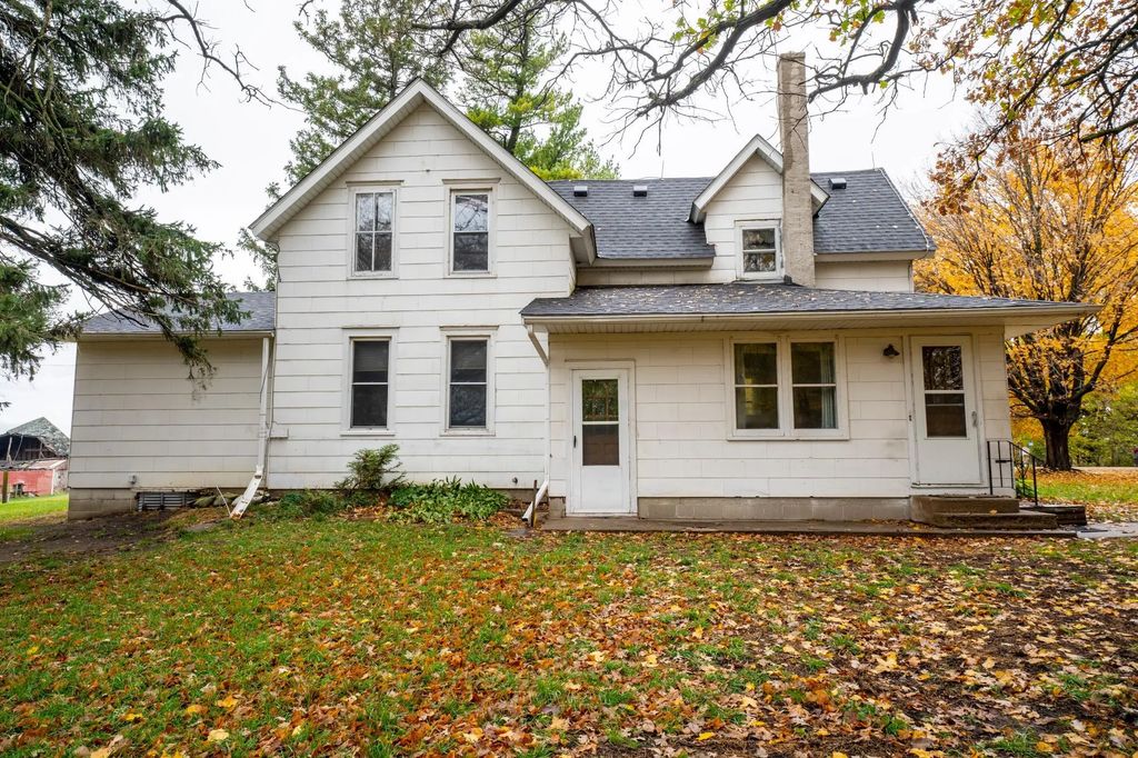 34813 541st Avenue, Lafayette