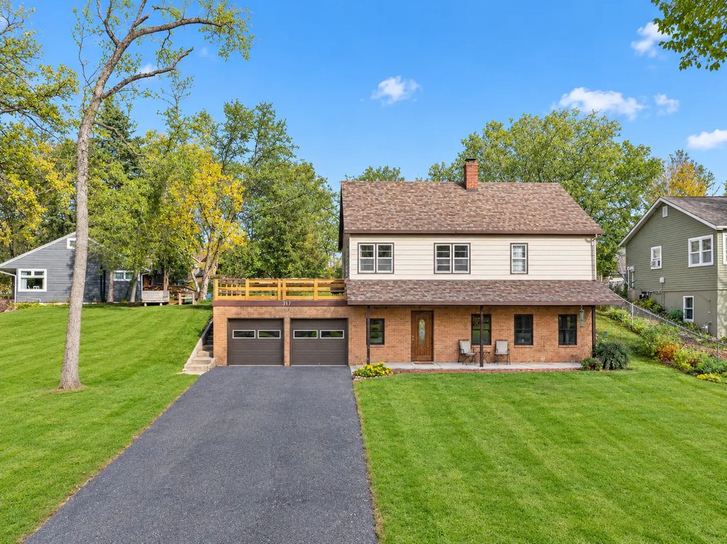 317 Fingal Drive, Alexandria