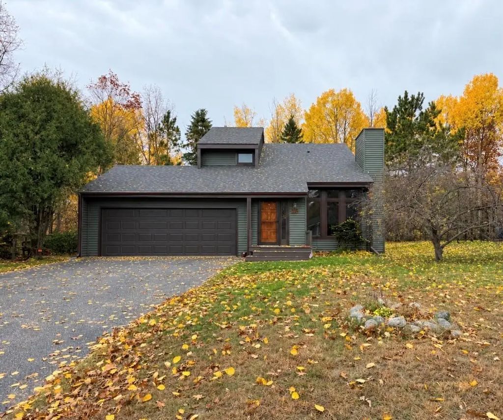 115 Hillcrest Road, Walker