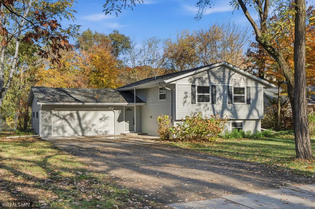 311 Burlington Road, Saint Paul