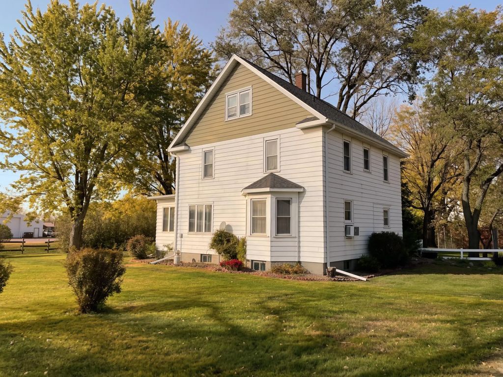 38956 County Road 24, Springfield