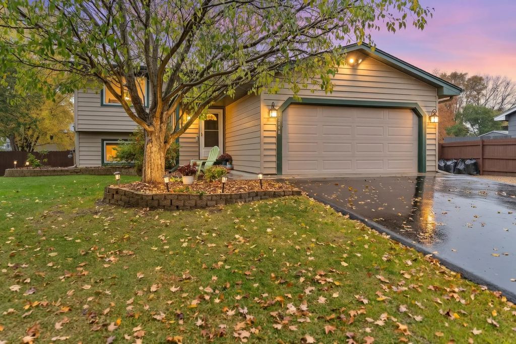 12848 Belle Aire Drive, Champlin