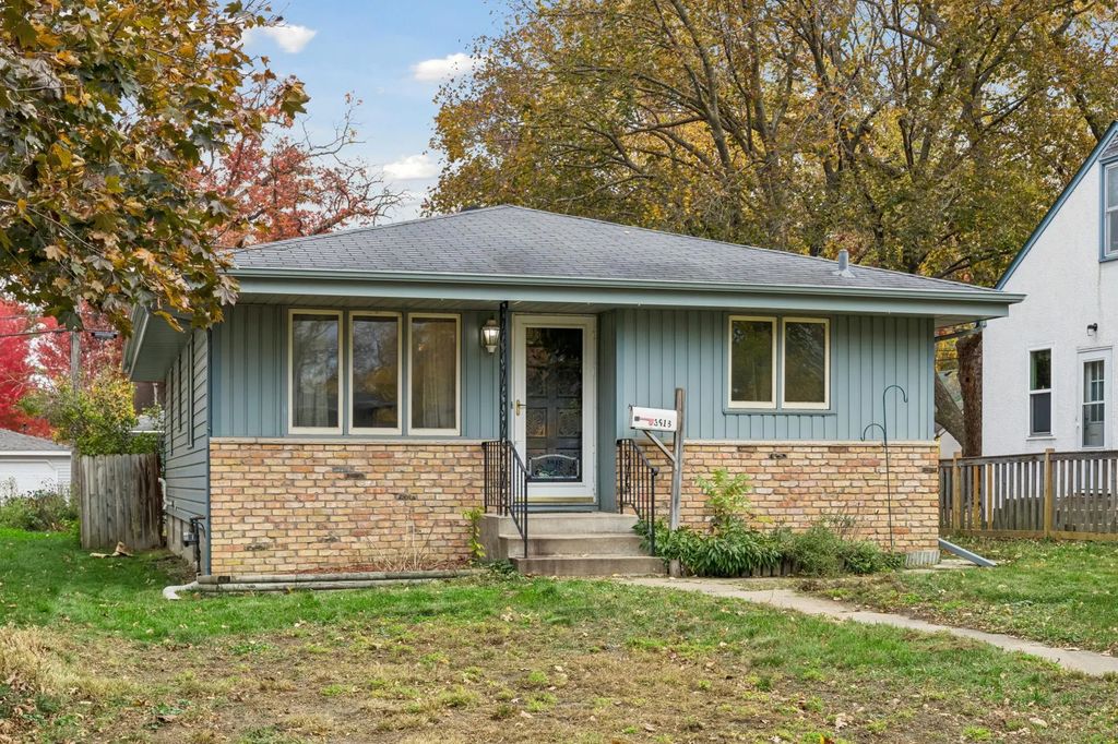 3918 Abbott Avenue N, Robbinsdale