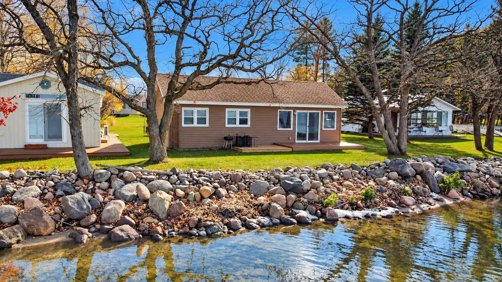 42895 Sunshine Villa Drive, New York Mills