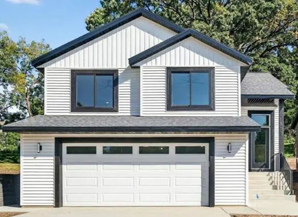 1010 Essex Drive, Osceola